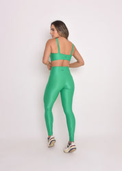 Top Microcanelado Lily Verde Esmeralda