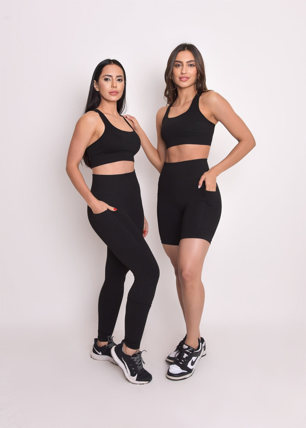 Calça Legging Seamless Sem Costura Bolso Lateral Preta