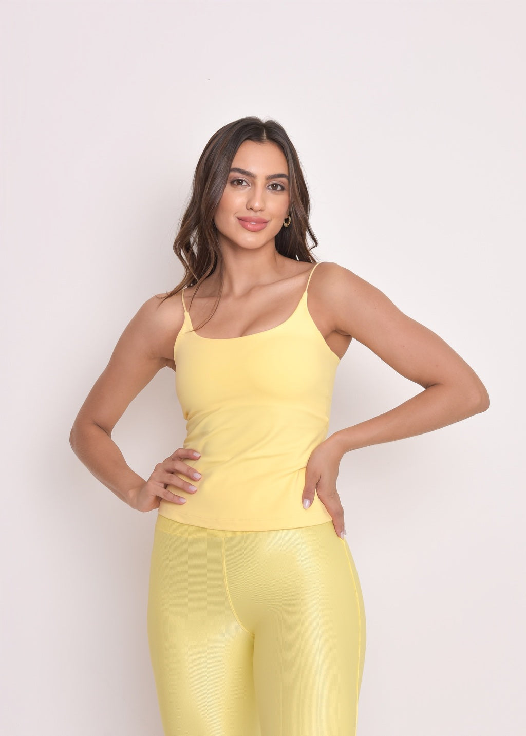 Regata Mia Alça Fina Amarelo Manteiga