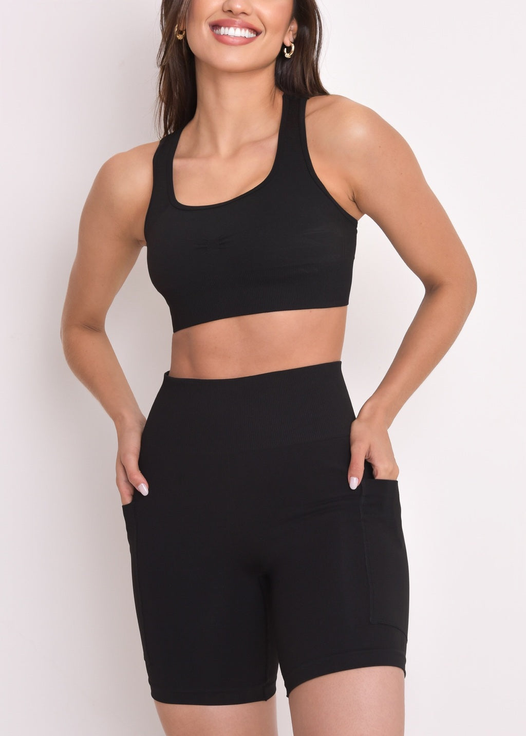 Bermuda Seamless Sem Costura Bolso Lateral Preta