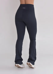 Calça Flare Adaptive Preto Expresso