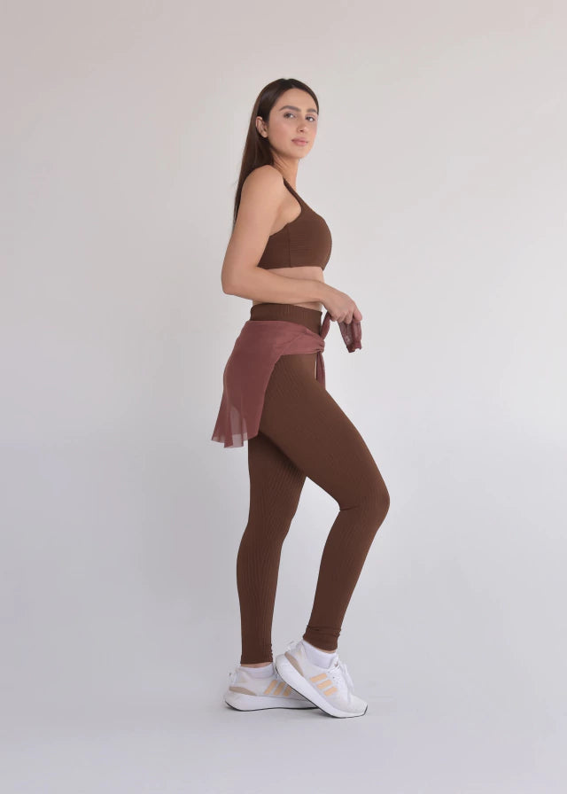 Tapa bumbum Tule Olívia Marrom